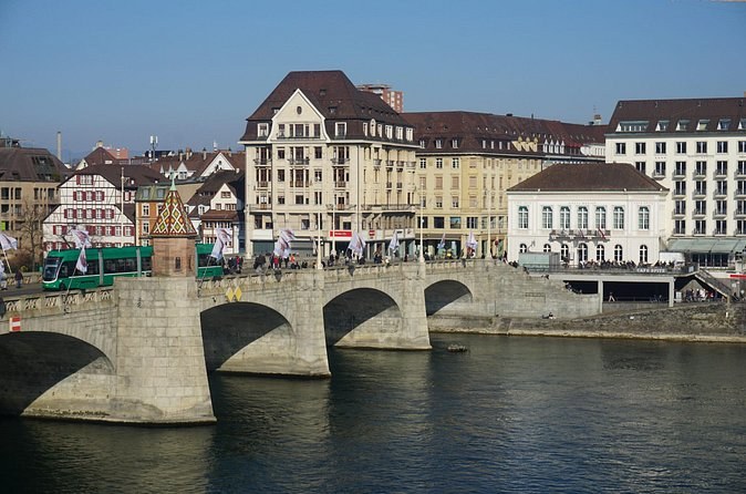 The stone arches of the Mittlere Bruecke across the Rhine