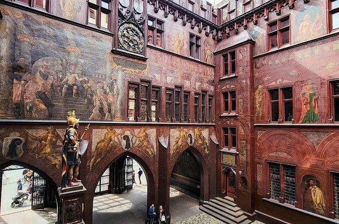 The painted courtyard of the Rathaus, its arcade and wall murals